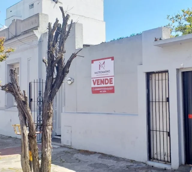 Casas, chalets en Venta — Francia 1665