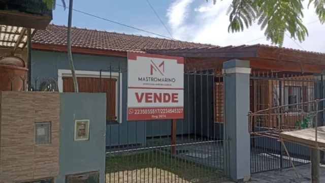 Casas, chalets en Venta — steganini 293