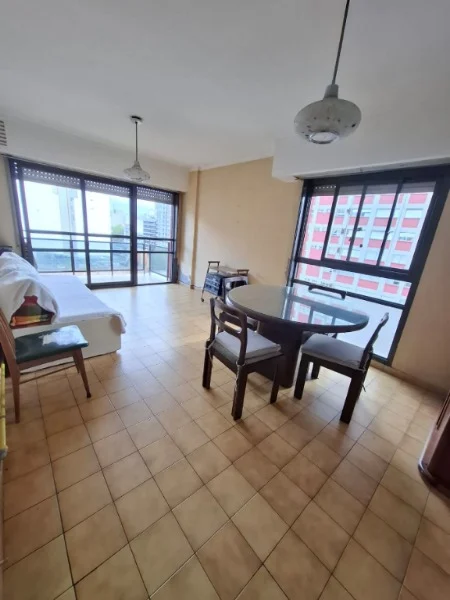 Departamentos, pisos y semipisos en Venta — Luro 2369