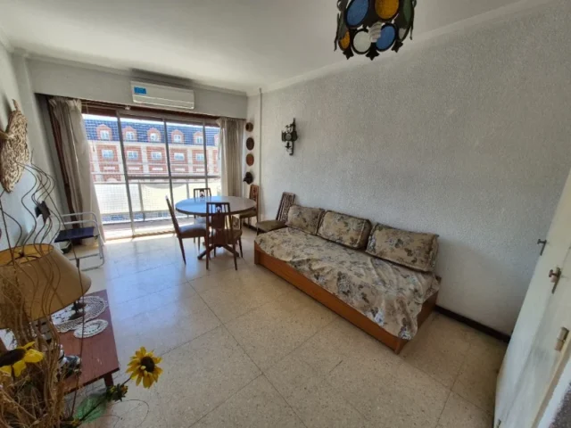 Departamentos, pisos y semipisos en Venta — Av. Patricio Peralta Ramos 2427