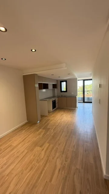 Departamentos, pisos y semipisos en Venta — Garay 3451