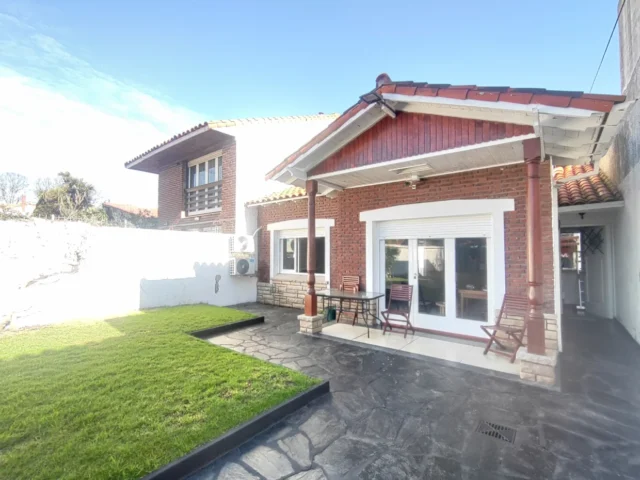 Casas, chalets en Venta — Paunero 3200