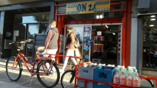 Fondo de comercio en Venta — Colon 2100