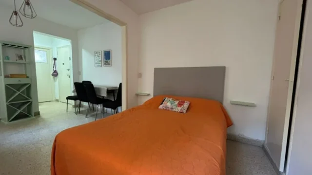 Departamentos, pisos y semipisos en Alquiler Temporario — Rivadavia 2200