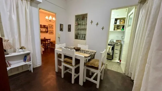 Departamentos, pisos y semipisos en Alquiler Temporario — Corrientes 2320
