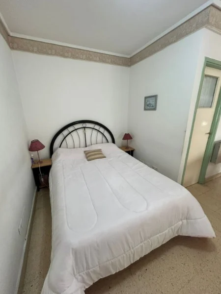 Departamentos, pisos y semipisos en Alquiler Temporario — Entre rios 2259