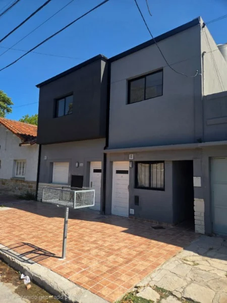 PH en Venta — Falucho 4524