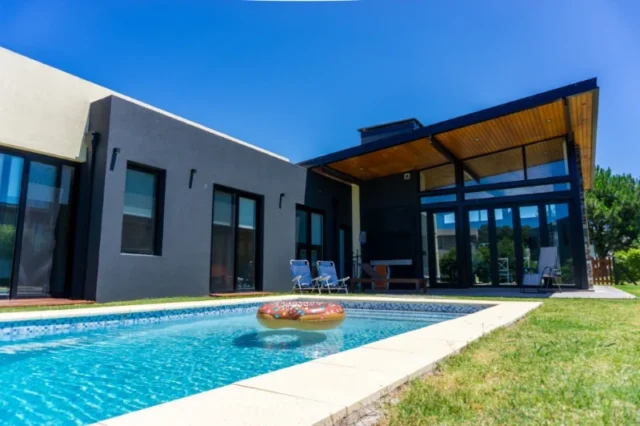 Casas, chalets en Venta — Av. Jorge Newbery 5050