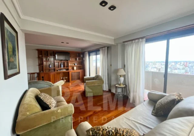Departamentos, pisos y semipisos en Venta — Tucumán 2454