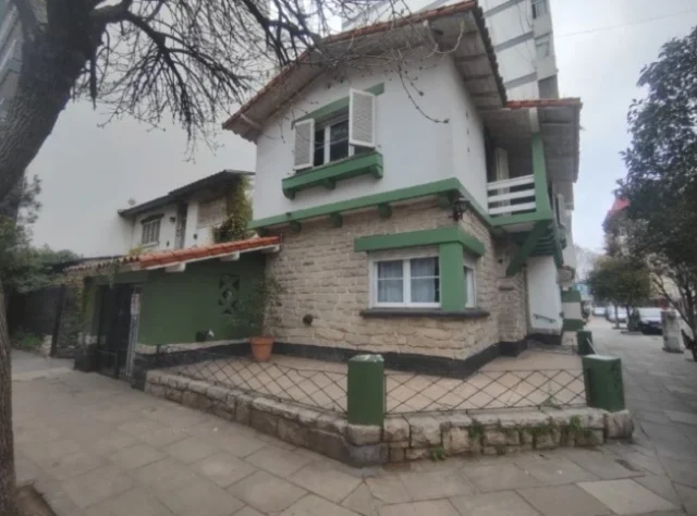 Lotes y terrenos en Venta — Falucho 1810