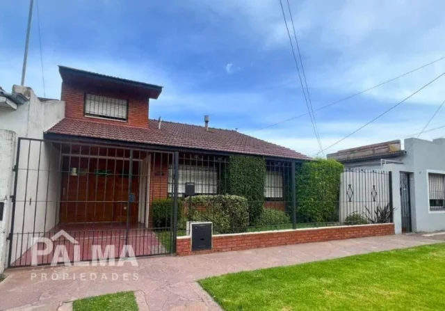 Casas, chalets en Venta — Valentini 2000