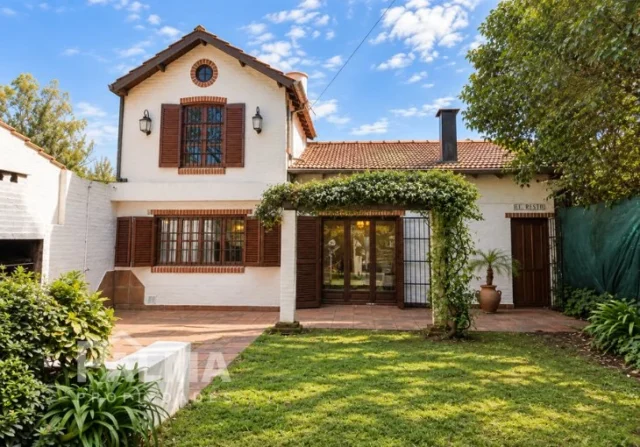 Casas, chalets en Venta — Agustin Rodriguez 1237