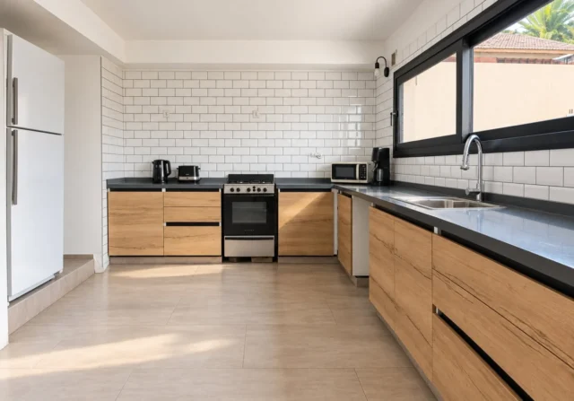 Casas, chalets en Alquiler — Laprida 700