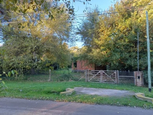 Lotes y terrenos en Venta — C. Eva 991