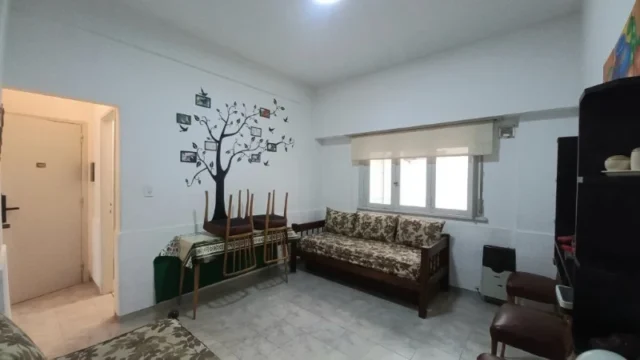 Departamentos, pisos y semipisos en Venta — Av. Independencia 1151
