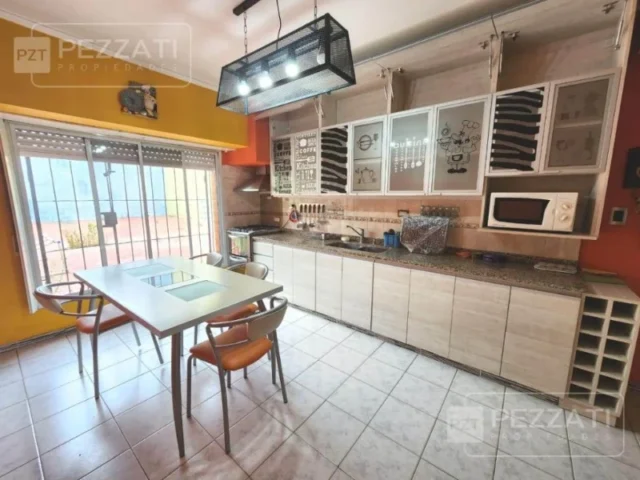 Casas, chalets en Venta — la perla