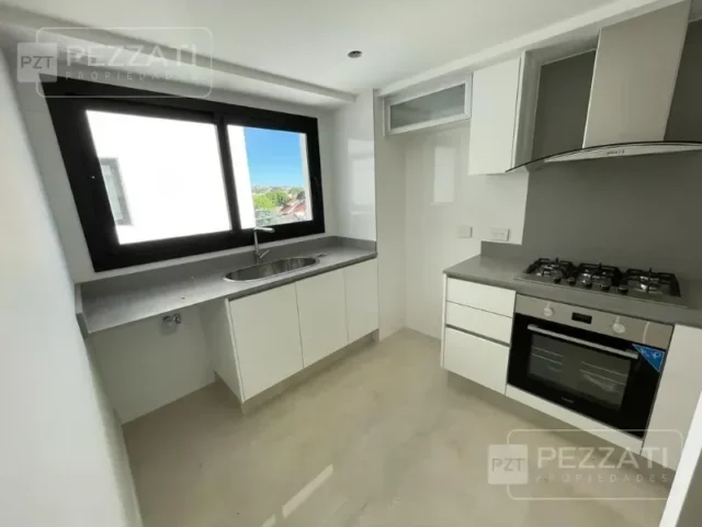 Departamentos, pisos y semipisos en Venta — La Rioja 3500