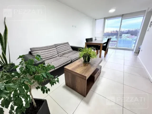 Departamentos, pisos y semipisos en Venta — España 2200