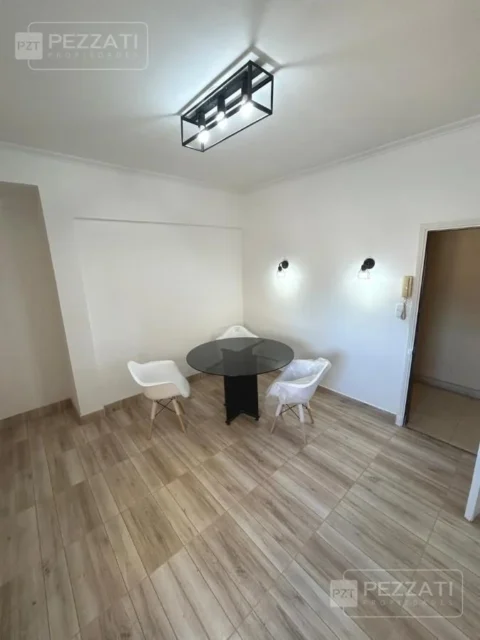Departamentos, pisos y semipisos en Venta — Santiago del Estero 2800