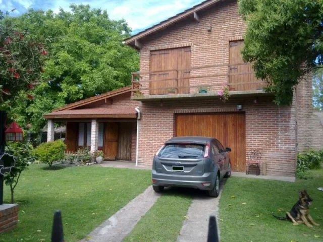 Casas, chalets en Venta — diagonal  gaudino 1300