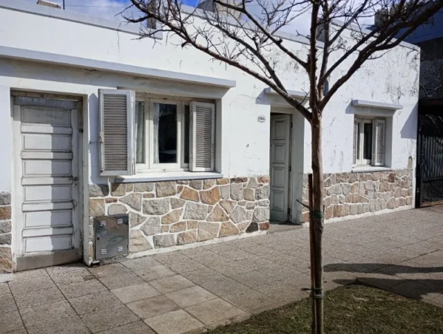 Casas, chalets en Venta — GASCON 5616