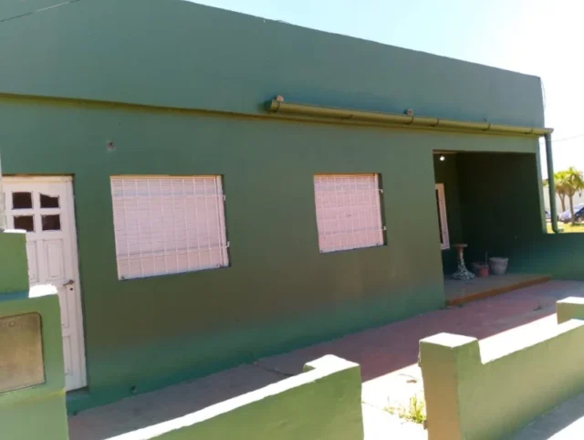 Casas, chalets en Venta — LOS ANGELES 215