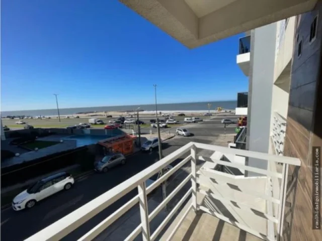 Departamentos, pisos y semipisos en Venta — Strobel 3500
