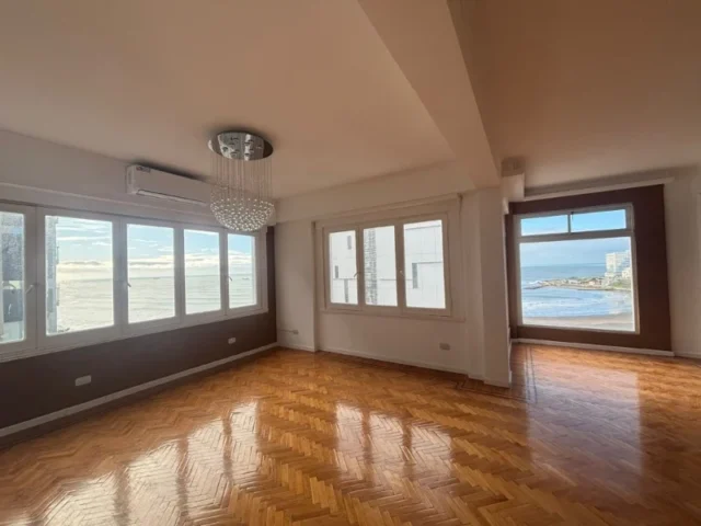 Departamentos, pisos y semipisos en Venta — colon 905