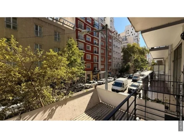 Departamentos, pisos y semipisos en Venta — Corrientes 2058