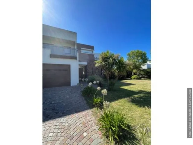 Casas, chalets en Venta — Rumenco