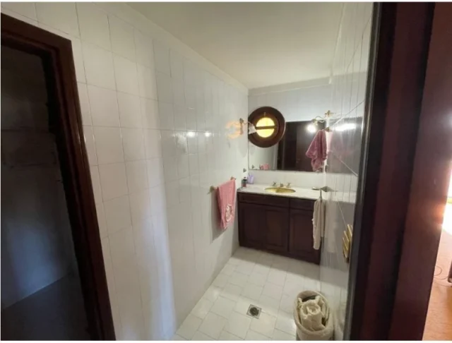 Casas, chalets en Venta — lamadrid y laprida