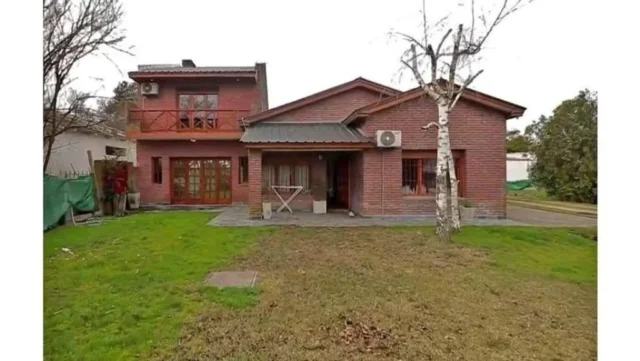 Casas, chalets en Venta — Eduardo Arolas 10155