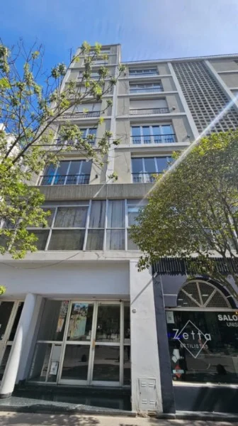 Departamentos, pisos y semipisos en Venta — San Martin 2986