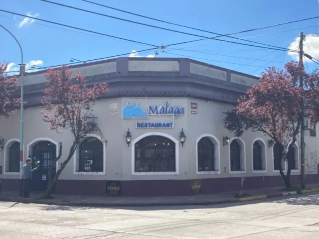 Locales en Venta — 25 de Mayo 3901