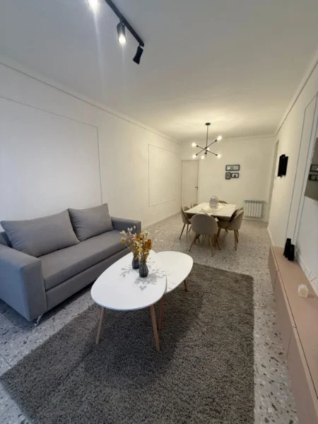 Departamentos, pisos y semipisos en Venta — Colón 2002