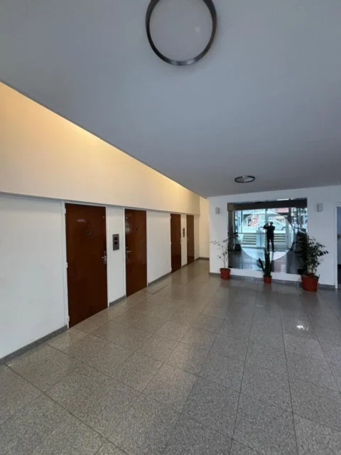 Departamentos, pisos y semipisos en Venta — luro 2369