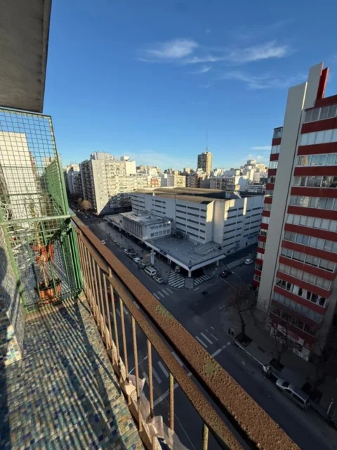 Departamentos, pisos y semipisos en Venta — Colón 2535