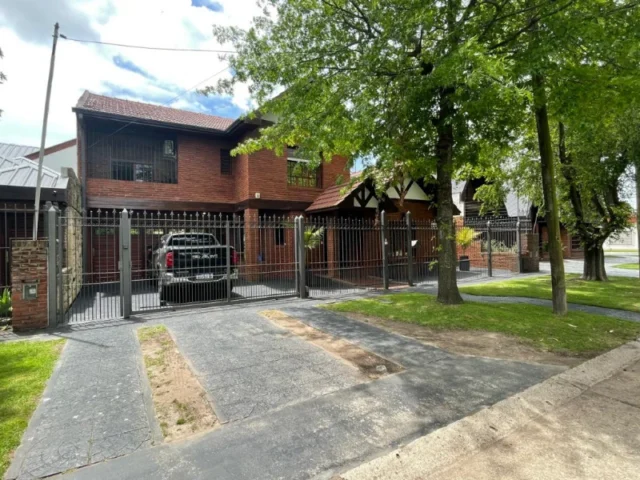 Casas, chalets en Venta — Cardiel