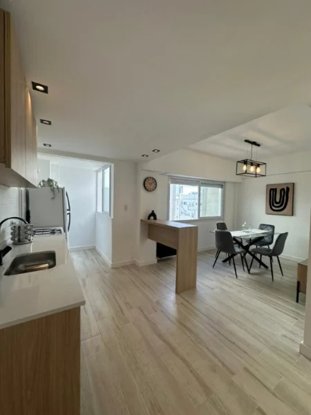 Departamentos, pisos y semipisos en Venta — Brown 2600