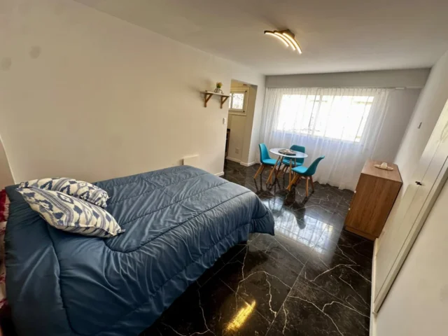 Departamentos, pisos y semipisos en Venta — Las Heras 2300