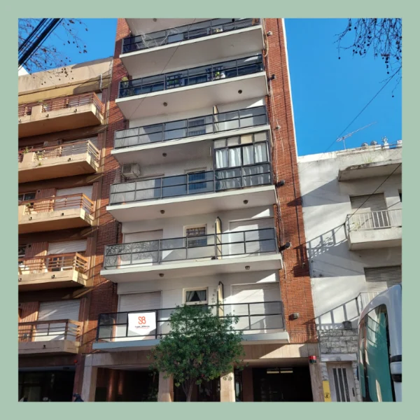 Departamentos, pisos y semipisos en Venta — CATAMARCA 1200