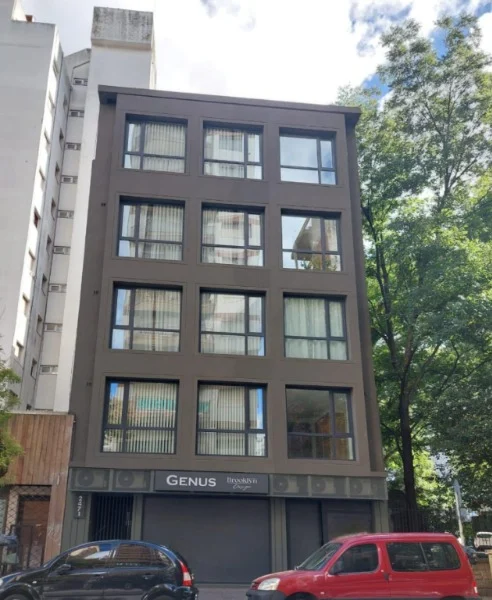 Departamentos, pisos y semipisos en Alquiler — Corrientes 2471