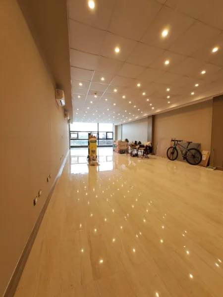 Oficinas en Alquiler — Av. Independencia 3122