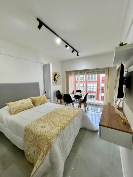 Departamentos, pisos y semipisos en Venta — Santiago Del Estero 2108
