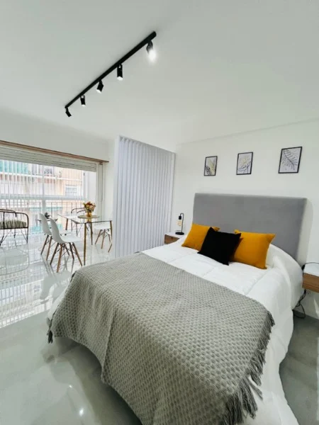 Departamentos, pisos y semipisos en Venta — BOLÍVAR 2306