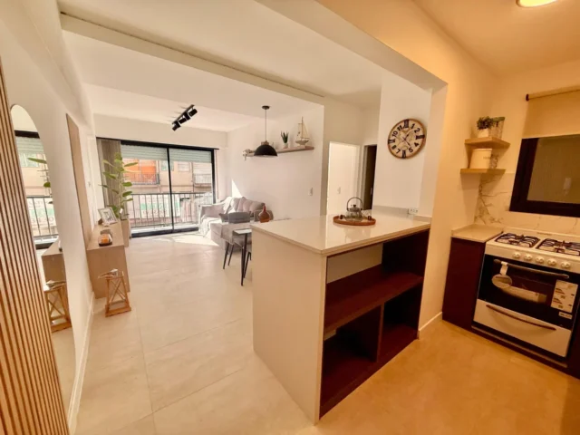 Departamentos, pisos y semipisos en Venta — Belgrano 2350