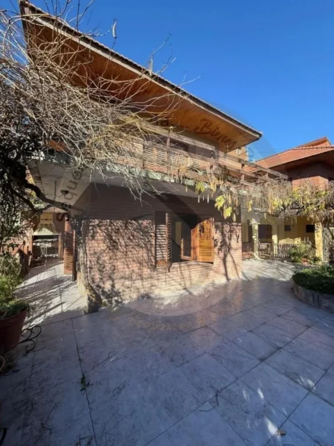 Casas, chalets en Venta — Don Bosco & 11