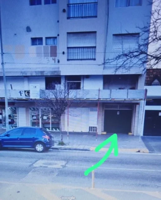 Cocheras y garages en Venta — Independencia