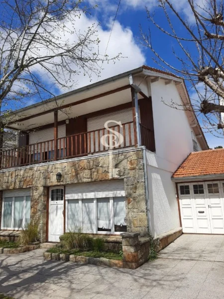 Casas, chalets en Venta — Peña
