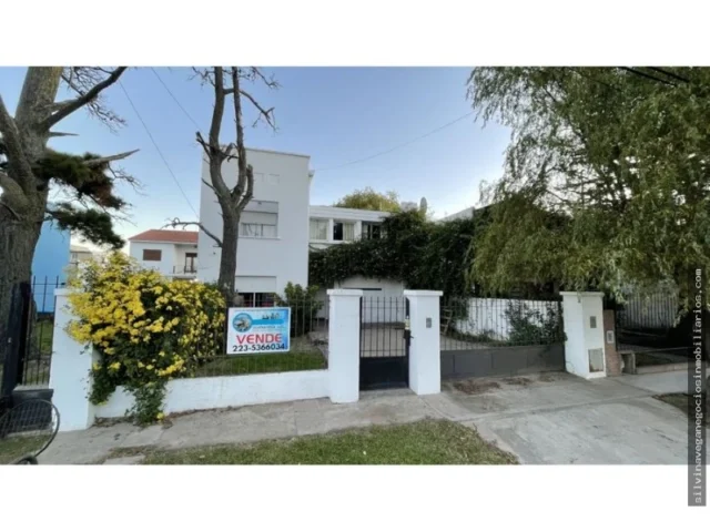 Casas, chalets en Venta — STROBEL 6258